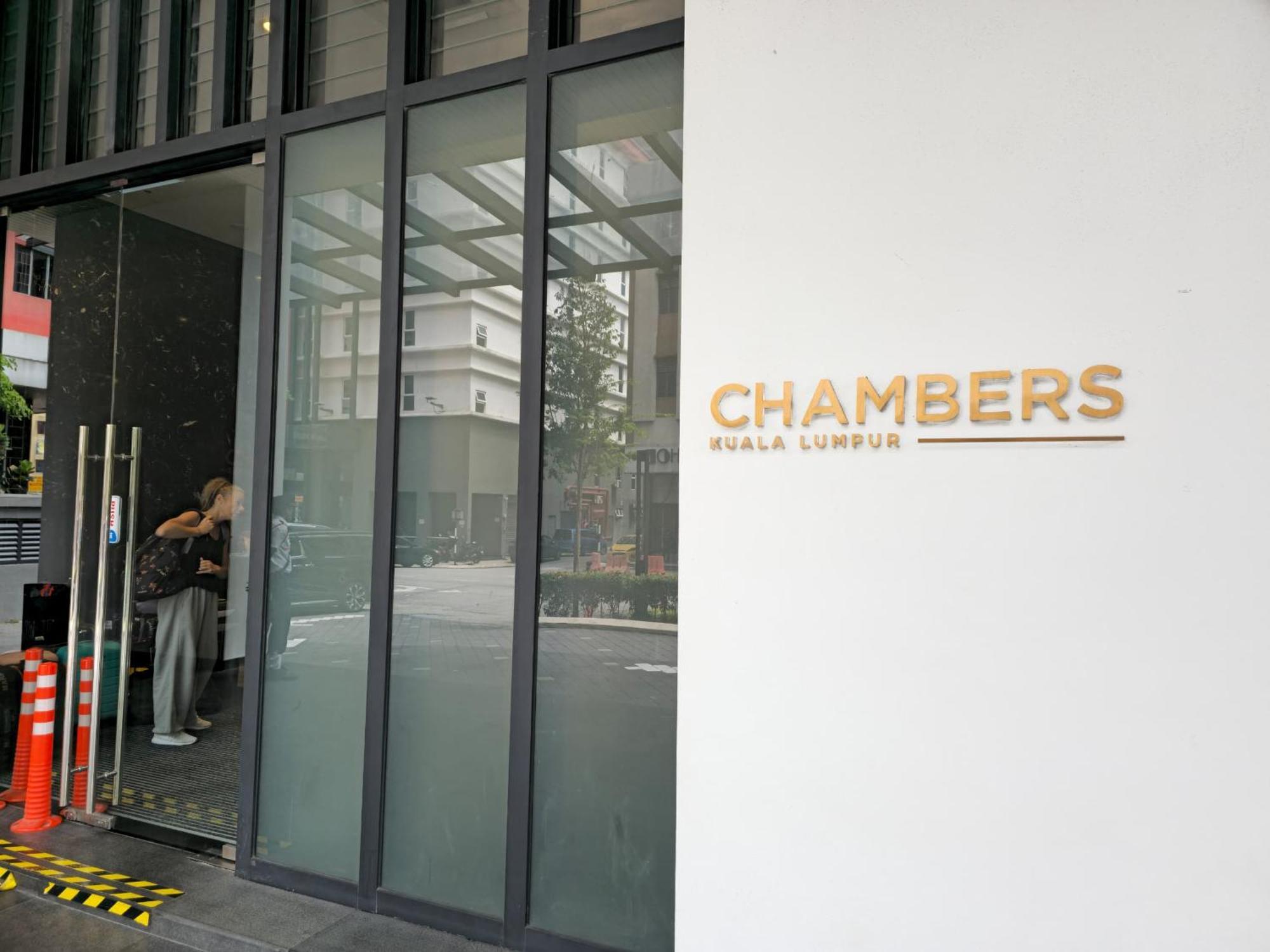 Chambers By Gloria Homes Apartment *
