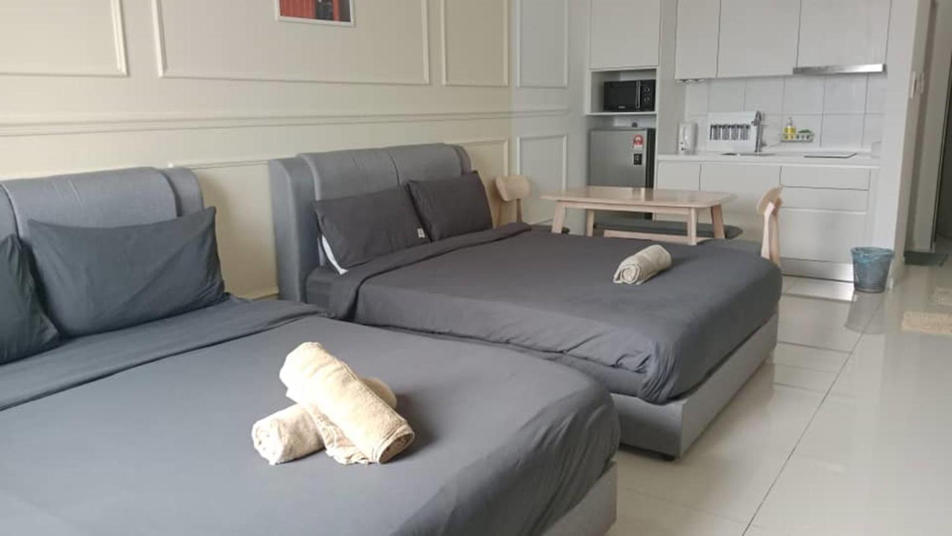 Chambers By Gloria Homes