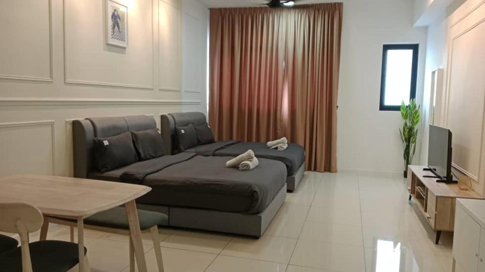 Apartment Chambers By Gloria Homes *